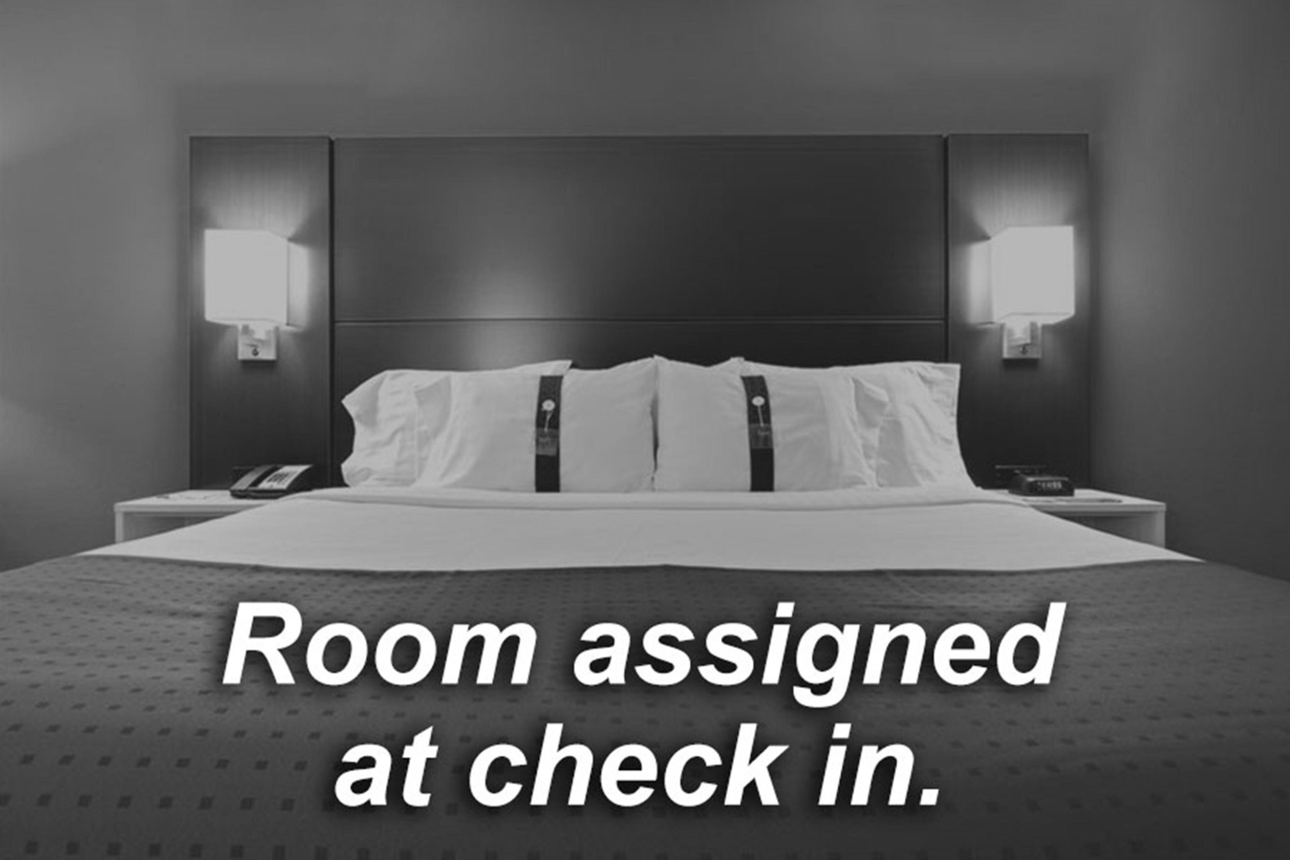 Holiday Inn Express Winnipeg Airport - Polo Park By Ihg Экстерьер фото