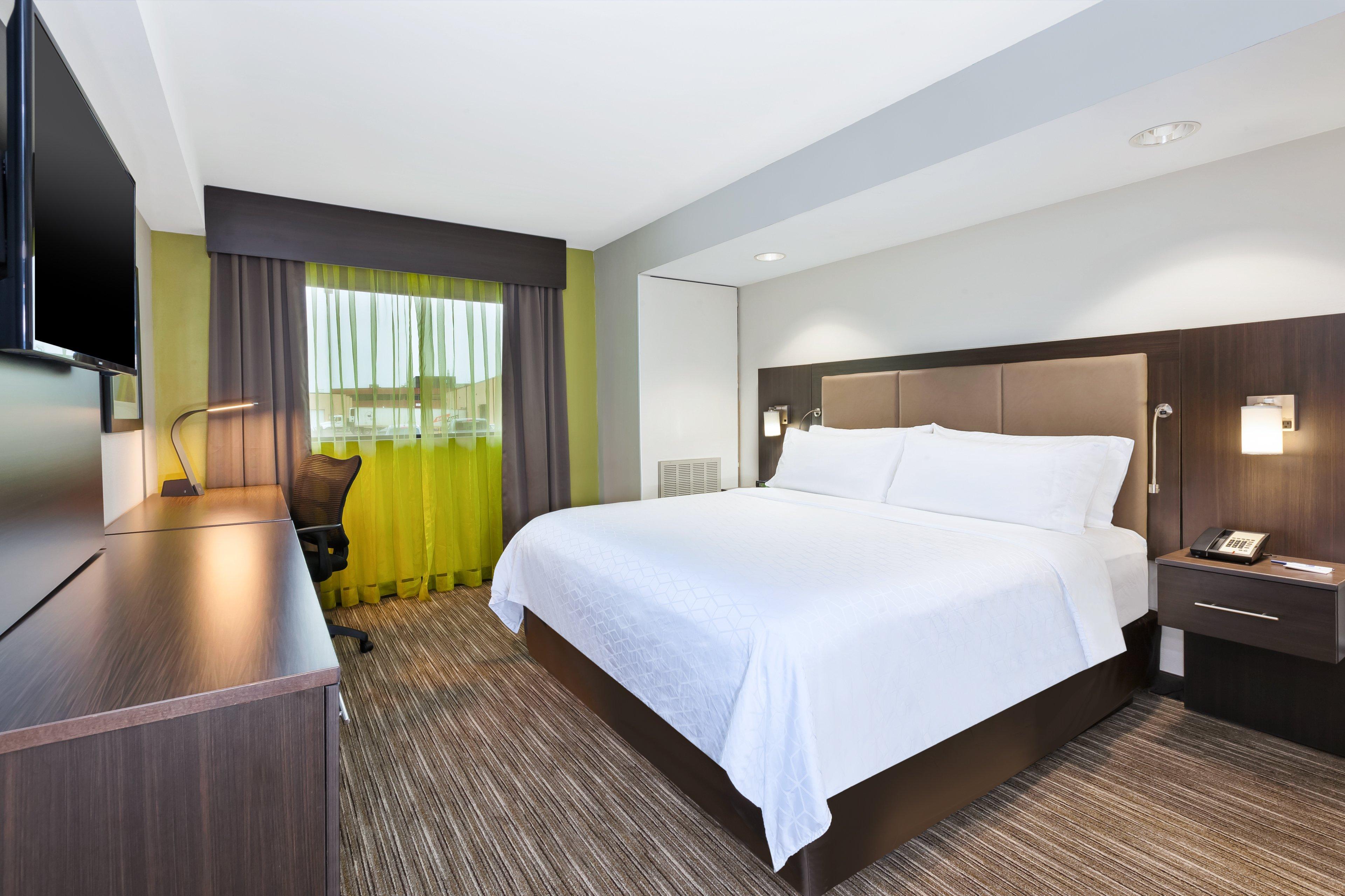 Holiday Inn Express Winnipeg Airport - Polo Park By Ihg Экстерьер фото