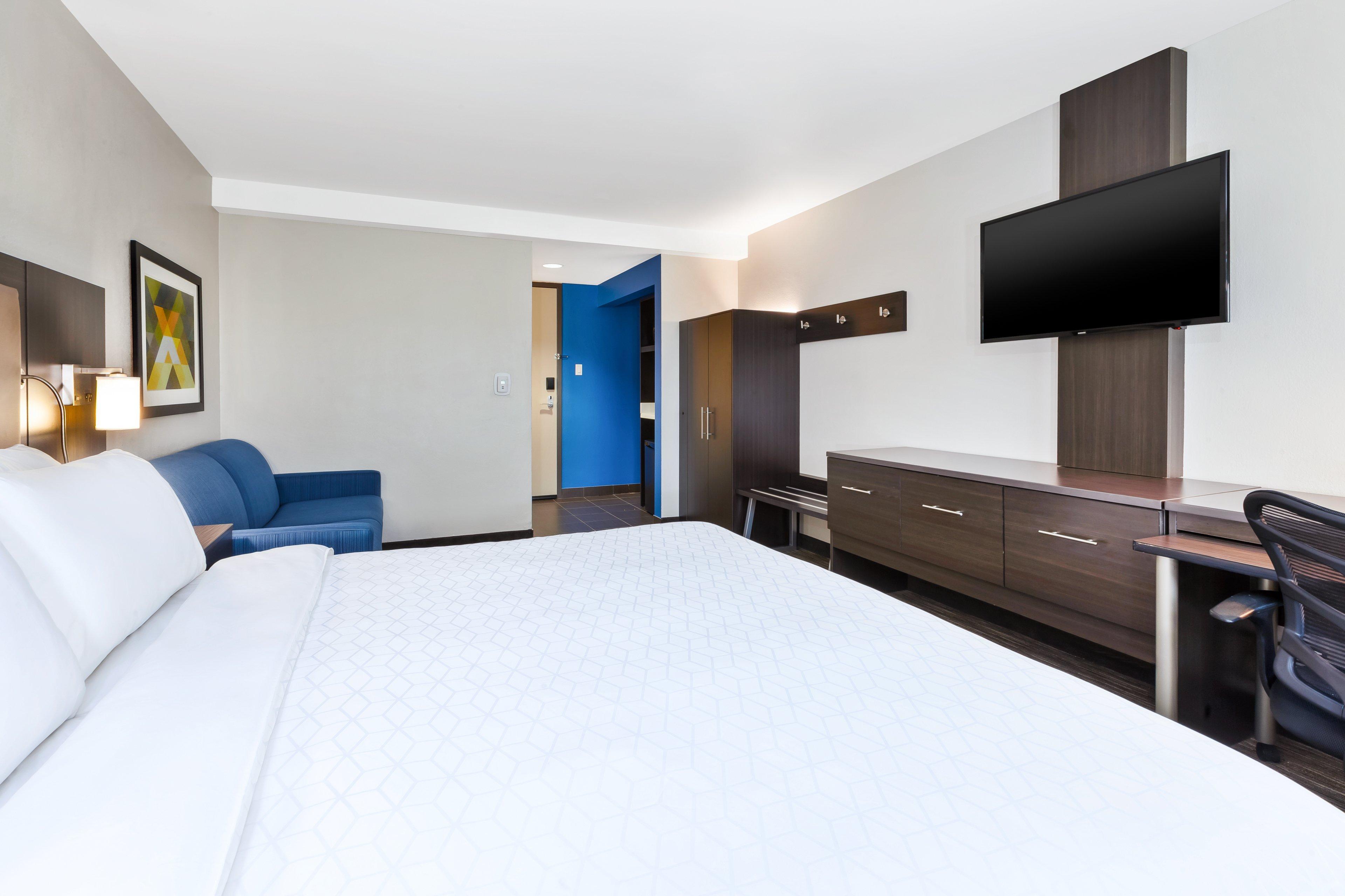 Holiday Inn Express Winnipeg Airport - Polo Park By Ihg Экстерьер фото