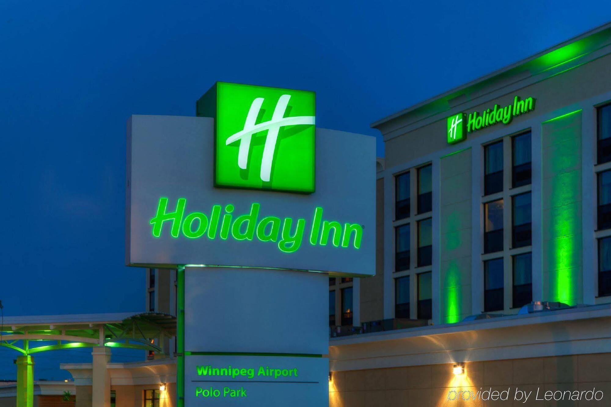 Holiday Inn Express Winnipeg Airport - Polo Park By Ihg Экстерьер фото
